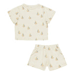 Perfect for summer adventures, the Rylee & Cru Baby Boys' and Boys' Play Set includes a cream short-sleeve top and shorts with a playful sailboats print.