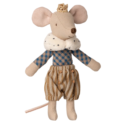 Maileg’s Prince Mouse, Big Brother - Ocher, wears a gold crown, blue and brown checkered shirt, white fur collar, and striped pants—ready for royal adventures in the castle.