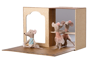 The Maileg Ballet Mice in Dance Studio set features Little Sister in pink and Little Brother in blue, both practicing at the barre with a mirror—an adorable, charming addition to any mouse house.