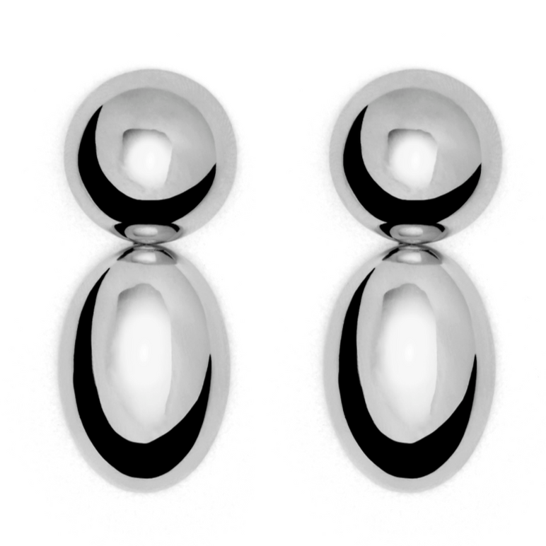 The LIÉ STUDIO Klara Earrings by Lie Studio are a pair of 925 sterling silver earrings that feature a round top piece connected to an oval bottom piece, showcasing an antique silhouette.