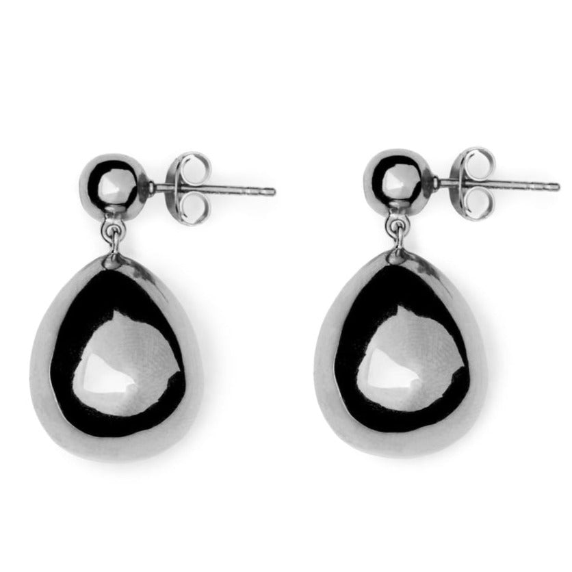 Discover the LIÉ STUDIO Julie Earrings from Lie Studio - a stunning pair of sterling silver drop earrings featuring reflective surfaces and ball studs connected by small loops.