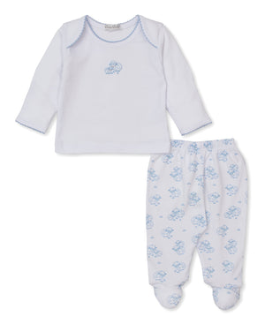 The Kissy Kissy Baby Sweet Sheep Footed Pant Set features a white long-sleeve top with a charming blue sheep print, paired with matching white footed pants adorned with an all-over blue sheep pattern. This adorable two-piece outfit combines comfort and style for your little one.