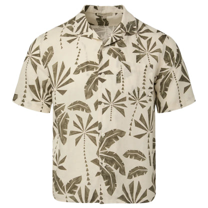Unwind with Onia's Air Linen Vacation Shirt, a short-sleeve, button-up crafted from airy linen. Its beige background adorned with a green tropical leaf print offers relaxed comfort, making it an essential for any getaway.