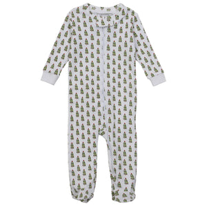 The Lila & Hayes Baby Parker Zipper Pajama features long sleeves, footed design, and a green Christmas tree print, all crafted from soft Pima cotton to keep your baby comfortable.