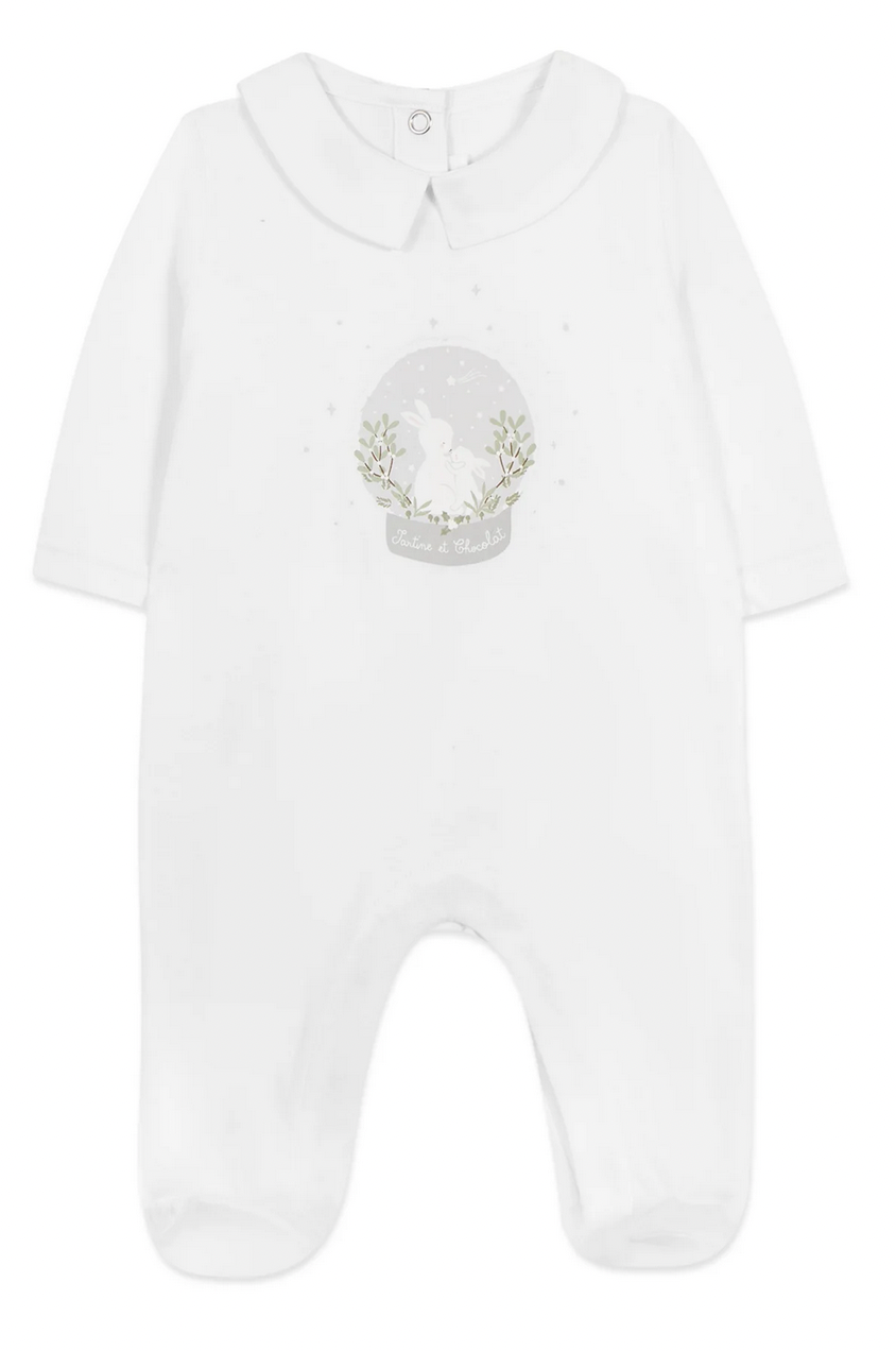 The Tartine et Chocolat Pyjama Snowball Bunny Onesie is a white, long-sleeve infant onesie featuring a delicate collar, ideal for newborns. Crafted from 100% cotton, its front showcases an illustration of a white rabbit against a gray background with text at the bottom. This cozy piece from Tartine et Chocolat is perfect for doubling as pajamas for your little one.