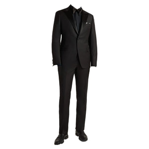 A headless mannequin showcases the Samuelsohn Bennet Black Honeyway Contemporary Fit Tuxedo with satin peak lapel, black bow tie, white pocket square, and black dress shoes against a white background.