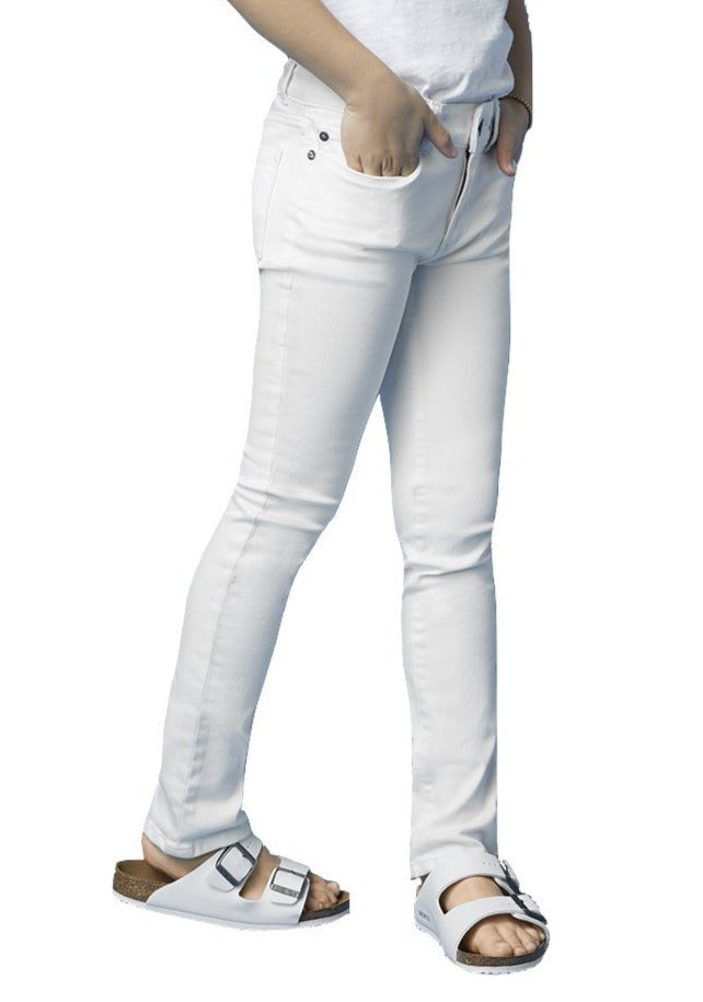 Person in a white outfit with white sandals and DL1961 Chloe Skinny Jeans featuring high-retention stretch technology from DL1961 denim.