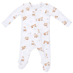 Dress your little one in the Angel Dear Baby 2-Way Zipper Footie, featuring an adorable print of brown foxes in playful poses among tufts of grass. Crafted from ultra-soft bamboo material, these pajamas offer both comfort and convenience with their versatile zipper design.