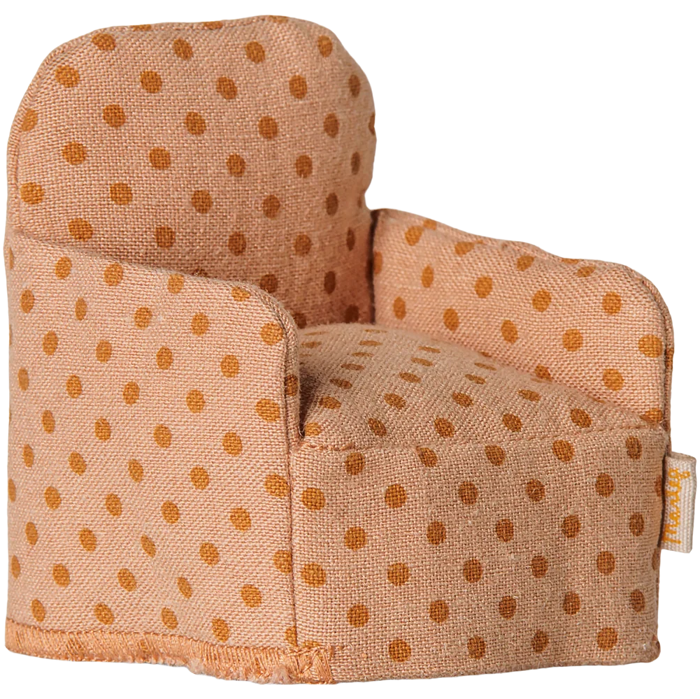 The Maileg Folding Chair, Mouse - Dots is a small upholstered armchair featuring light brown fabric with darker brown polka dots, perfect for your Maileg friends in the Mouse hole Farmhouse and shown here against a white background.