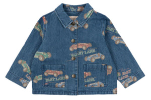 Konges Slojd's Baby Boys' and Boys' Magot Jacket features a straight fit, classic collar, button front, two patch pockets, and a vintage cars "FAST LANE" print for timeless style.