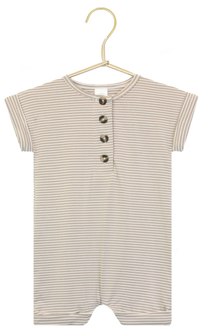 The Baby Boys’ Banks Romper by Lou Lou & Company features beige and white horizontal stripes, short sleeves, and four buttons down the front. Displayed on a gold hanger, this one-piece romper is perfect for everyday comfort.
