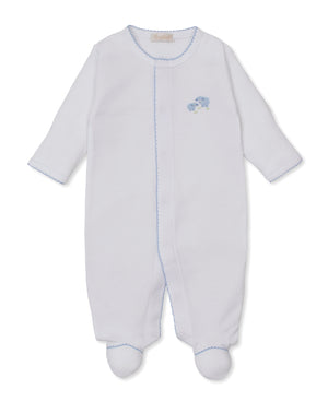 Dress your little one in comfort and charm with the Kissy Kissy Baby Premier Sweet Sheep Footie. This white long-sleeve, footed onesie features light blue trim and a delicate blue hand-embroidered detail on the left chest. Made from luxurious Peruvian cotton, it’s part of our Sweet Sheep Collection—perfect for keeping your baby cozy and stylish.