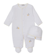 The Kissy Kissy Baby Duck Pond Paddles Footie with Hat Set features a white footed onesie accented with yellow trim and charming duck embroidery, paired with a matching white hat. Expertly crafted from soft Pima cotton, this adorable two-piece set is perfect for keeping your little one cozy and comfortable.