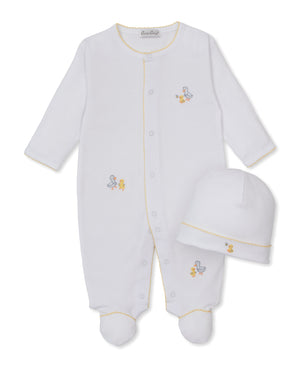 The Kissy Kissy Baby Duck Pond Paddles Footie with Hat Set features a white footed onesie accented with yellow trim and charming duck embroidery, paired with a matching white hat. Expertly crafted from soft Pima cotton, this adorable two-piece set is perfect for keeping your little one cozy and comfortable.