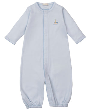 The Kissy Kissy Baby Premier Noah's Ark Convertible Gown with Hand Emb. features long sleeves, elasticated ankles, and a Noah's Ark embroidery on light blue Peruvian cotton for a soft, charming look.