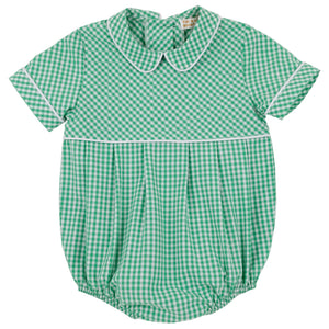 The Beaufort Bonnet Company’s Baby Boys’ Bradford Bubble is a green and white gingham baby romper featuring short sleeves, a Peter Pan collar, white piping trim, and gathered leg openings.